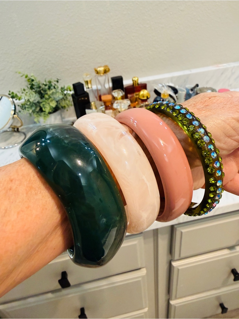 Vintage Lucite Bangle Set Green and Pink
